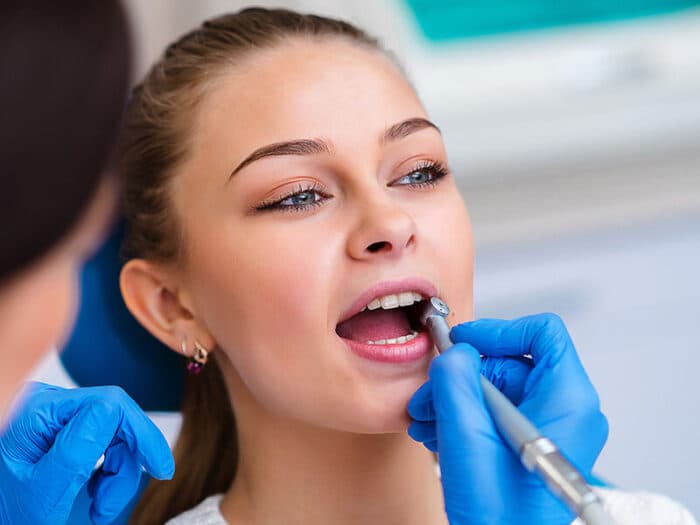 Tratamento de canal (endodontia) — tratamento odontológico na Base Odontologia