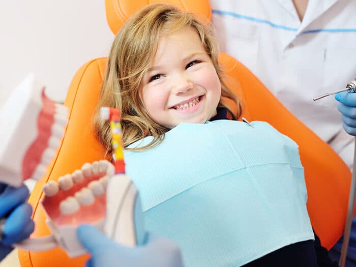 Odontopediatria — tratamento odontológico na Base Odontologia
